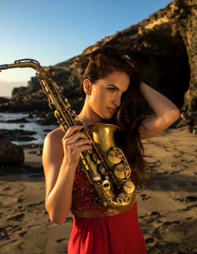 saxophonist felicity, white sax events